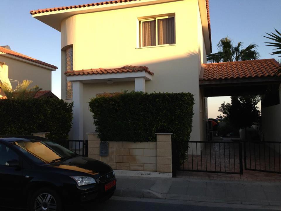 Budget Escape To The Seaside Larnaca Exterior foto