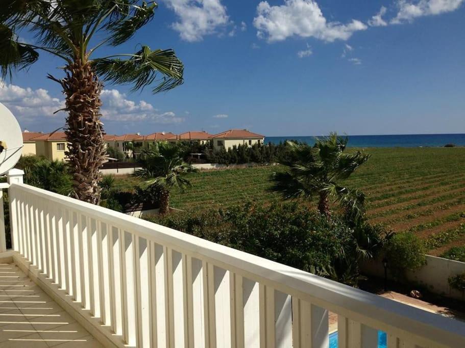 Budget Escape To The Seaside Larnaca Exterior foto