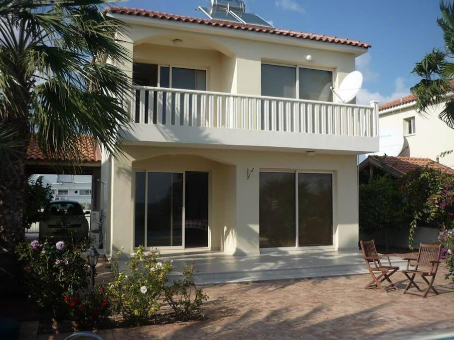 Budget Escape To The Seaside Larnaca Exterior foto