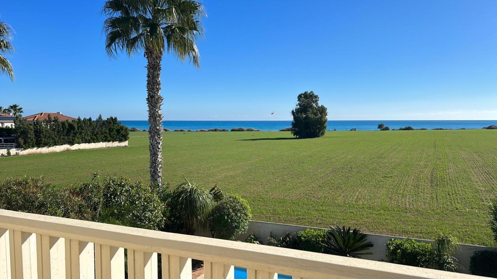 Budget Escape To The Seaside Larnaca Exterior foto